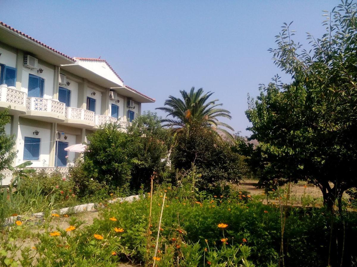 Guesthouse Karidia Skala Eresou Exterior foto